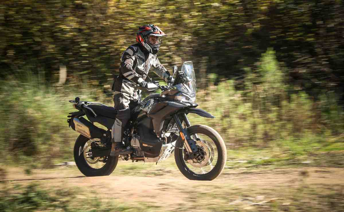 CFMoto 800 MT-X