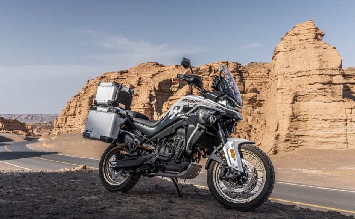 CFMoto 800MT ES