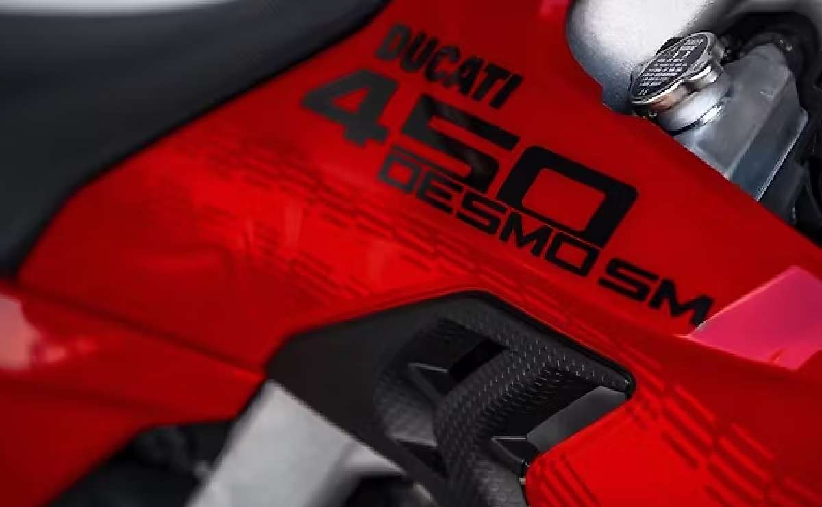 Ducati Desmo450 SM