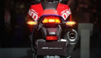 Honda presentó dos nuevas 300 cc: como la Tornado, pero más equipadas