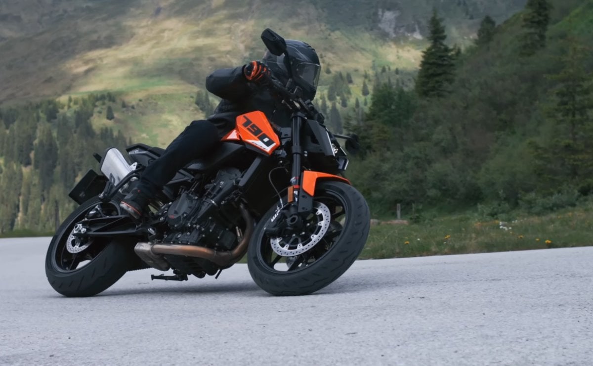 KTM 790 Duke 2027