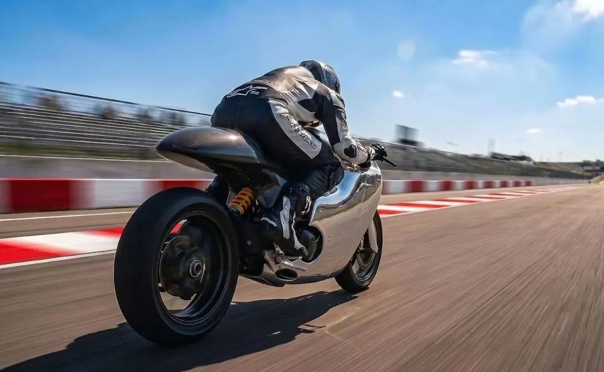 Moto Deportiva Bandit9 Panigale
