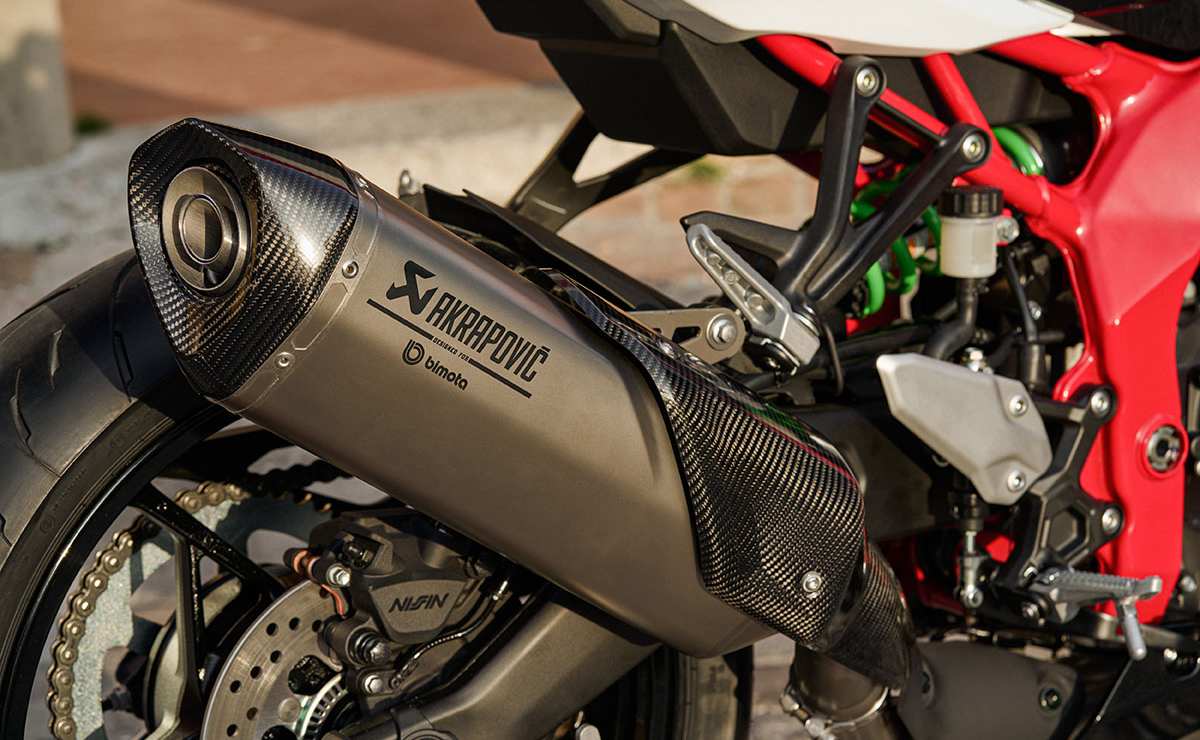 Moto deportiva Bimota BK399