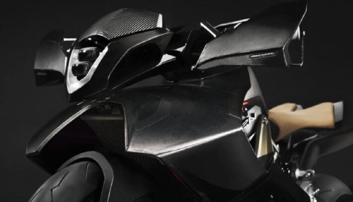 Moto deportiva Vyrus Alyen 998