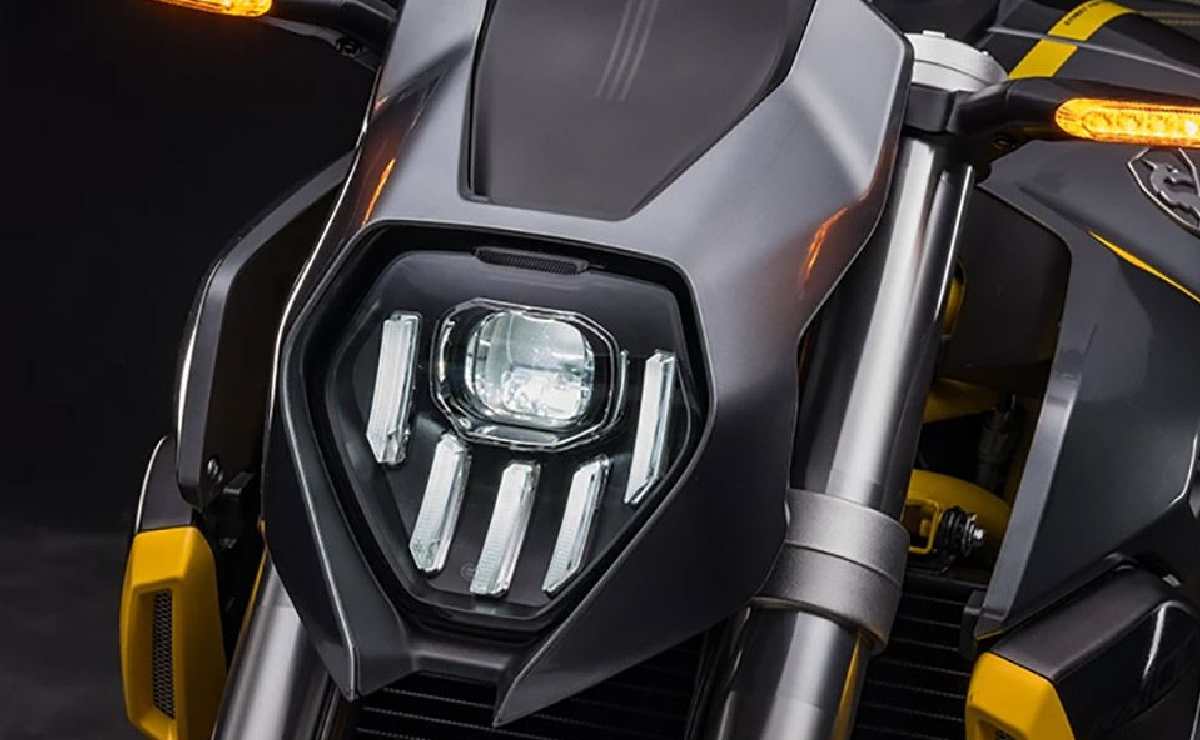 moto naked cyclone ra 1000 2 Moto naked Cyclone Ra 1000
