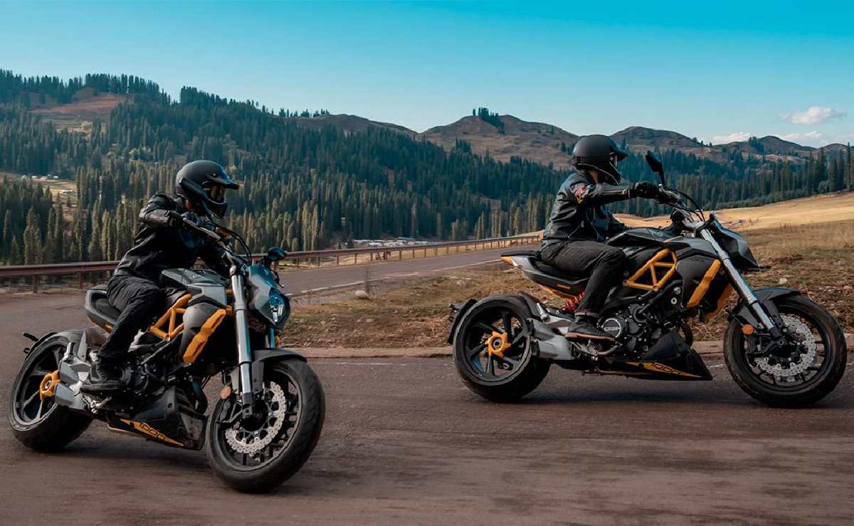 moto naked cyclone ra 1000 3 Moto naked Cyclone Ra 1000