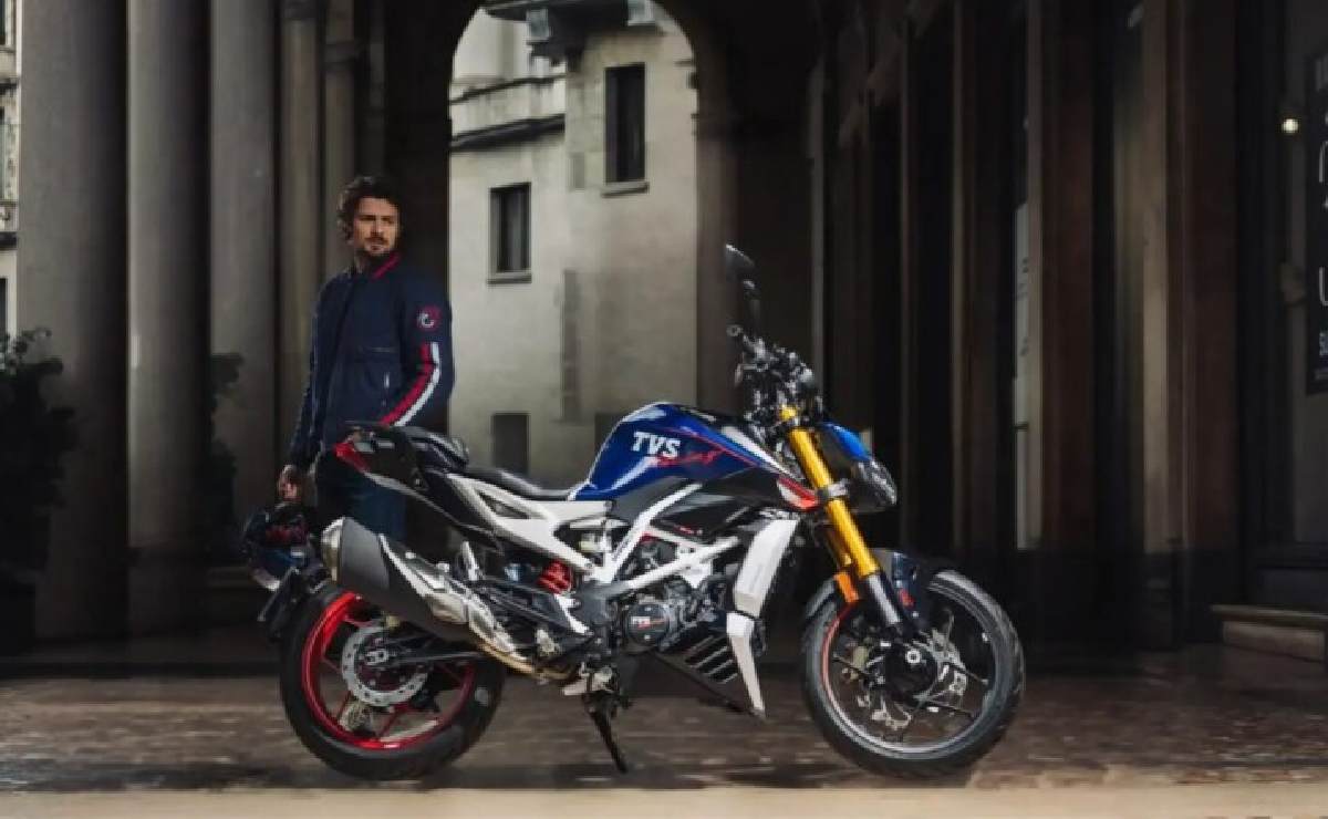 moto naked tvs rtr 310 Moto naked TVS RTR 310
