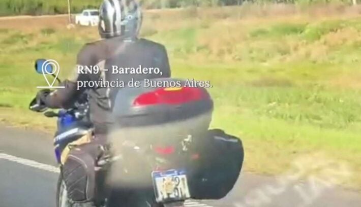 Moto patente tapada