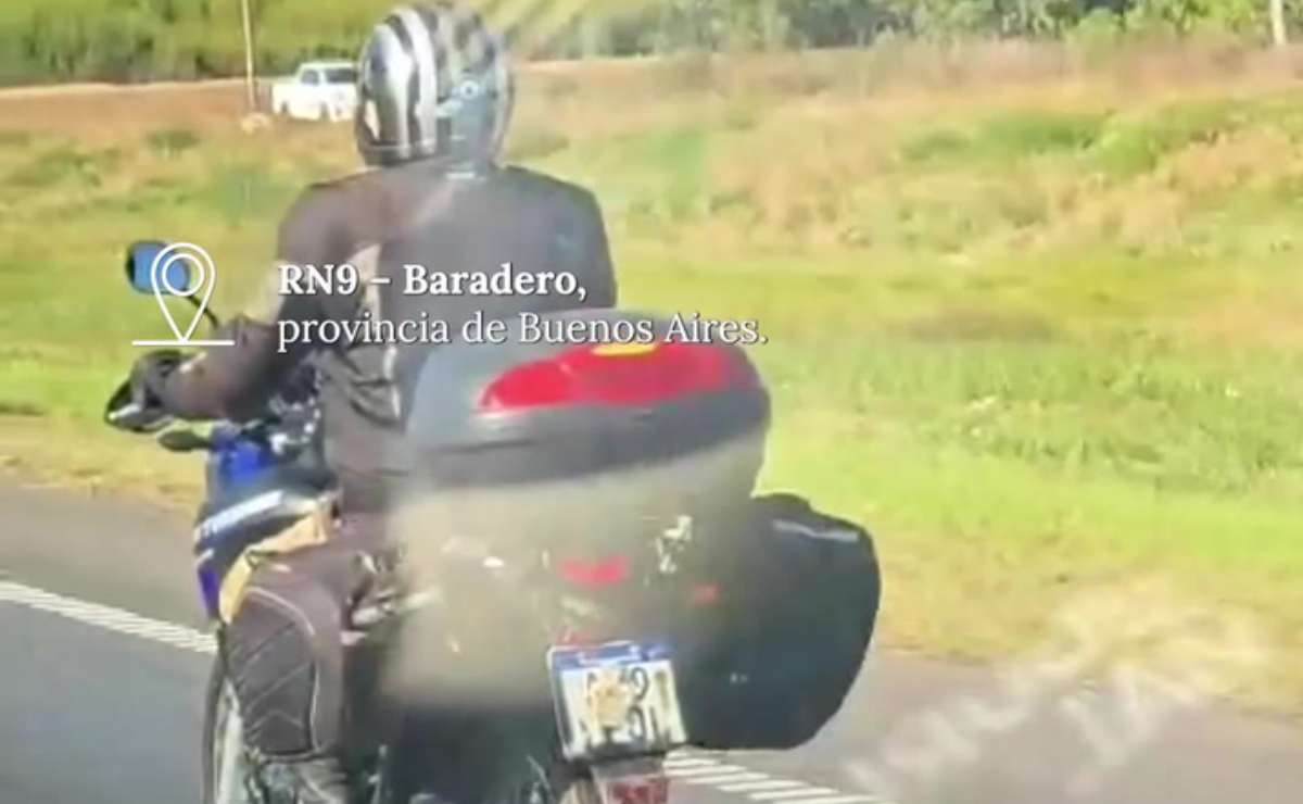 Moto patente tapada