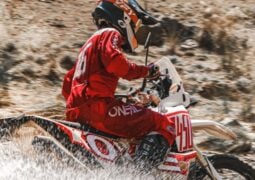 Moto trail Kove 350 Rally