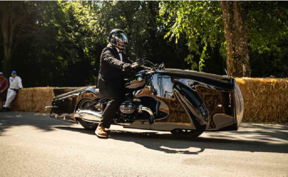 Goodwood 2026: las motos ganan protagonismo con Suzuki, Honda, Aston Martin y Royal Enfield