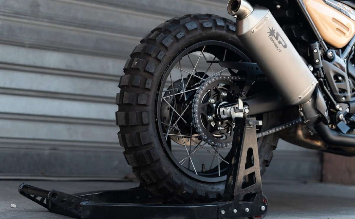 triumph scrambler 400 xc dune Triumph Dune 400: la Scrambler 400 XC se convierte en una trail clásica de rally africano
