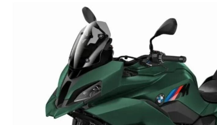 BMW M1000 XR