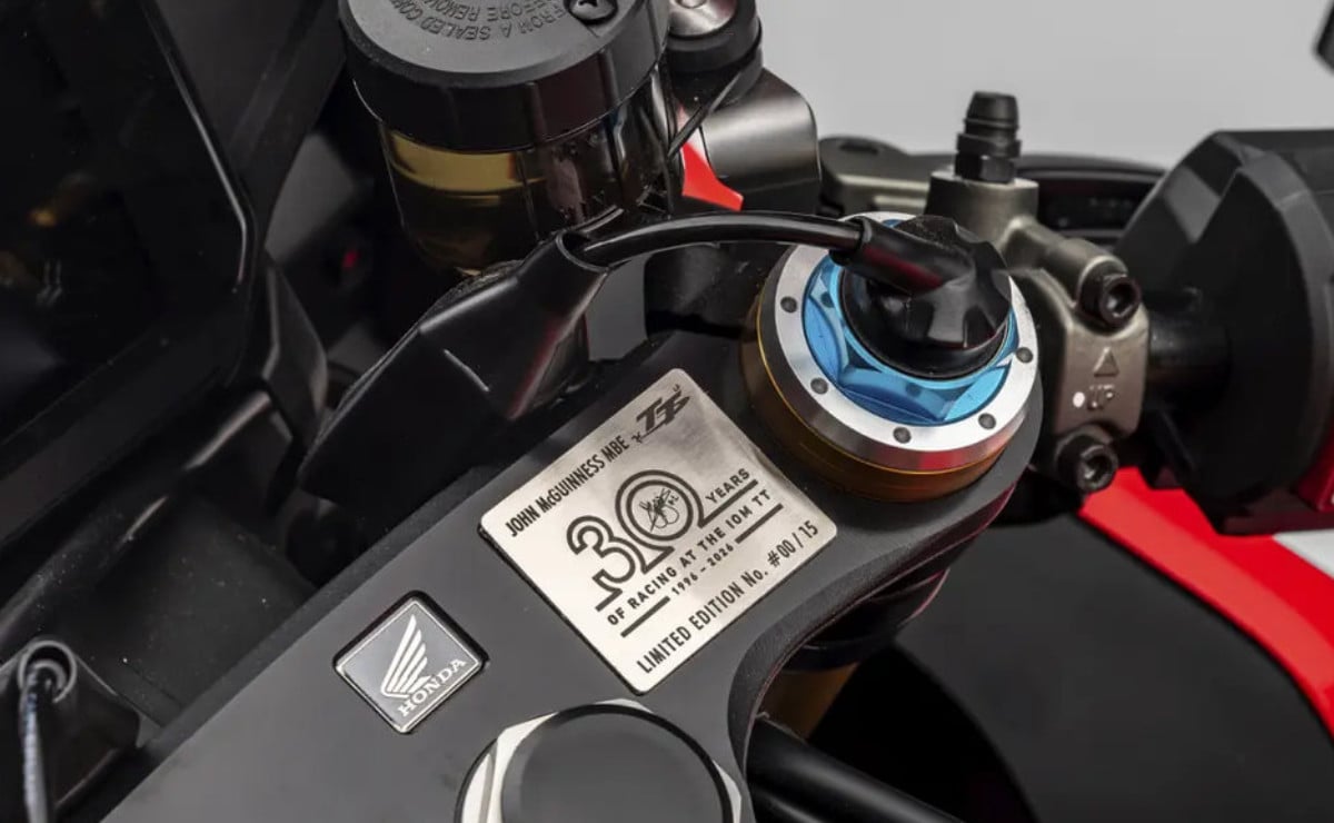conseguite la honda cbr1000rr r de john