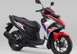 Honda Vario 160 vs Yamaha