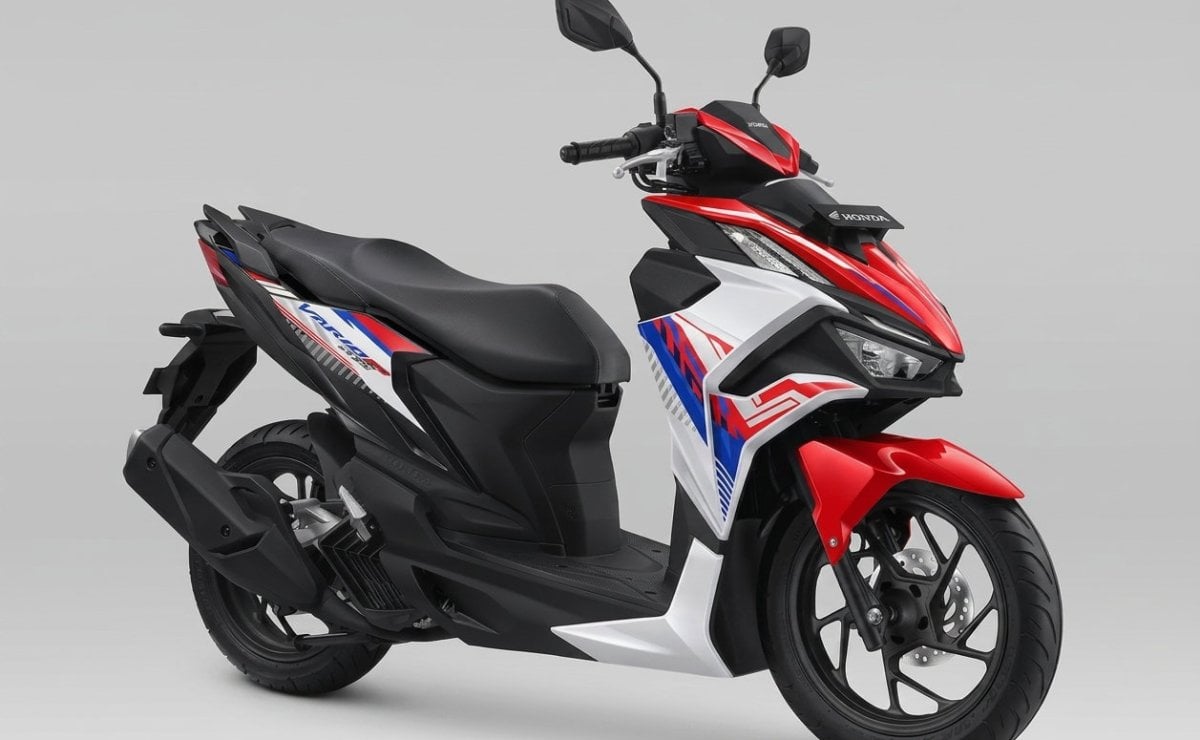 Honda Vario 160 vs Yamaha