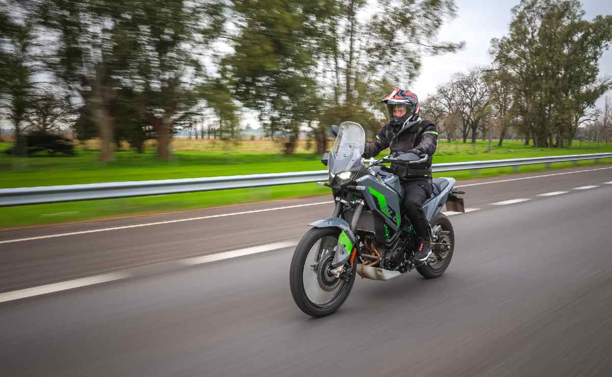 kawasaki kle 500 test ride 4 Kawasaki KLE 500 Test Ride