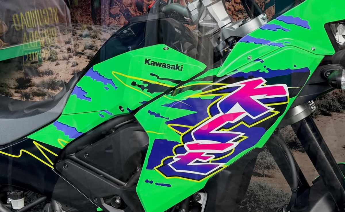 Kawasaki KLE 500 retro Colombia