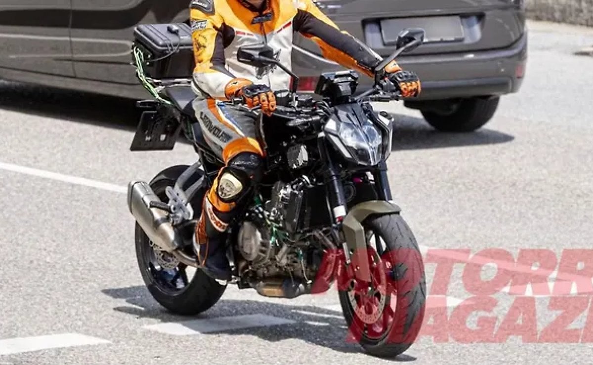 KTM 490 Duke