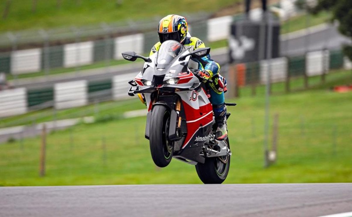 moto aerodinamica activa bimota2