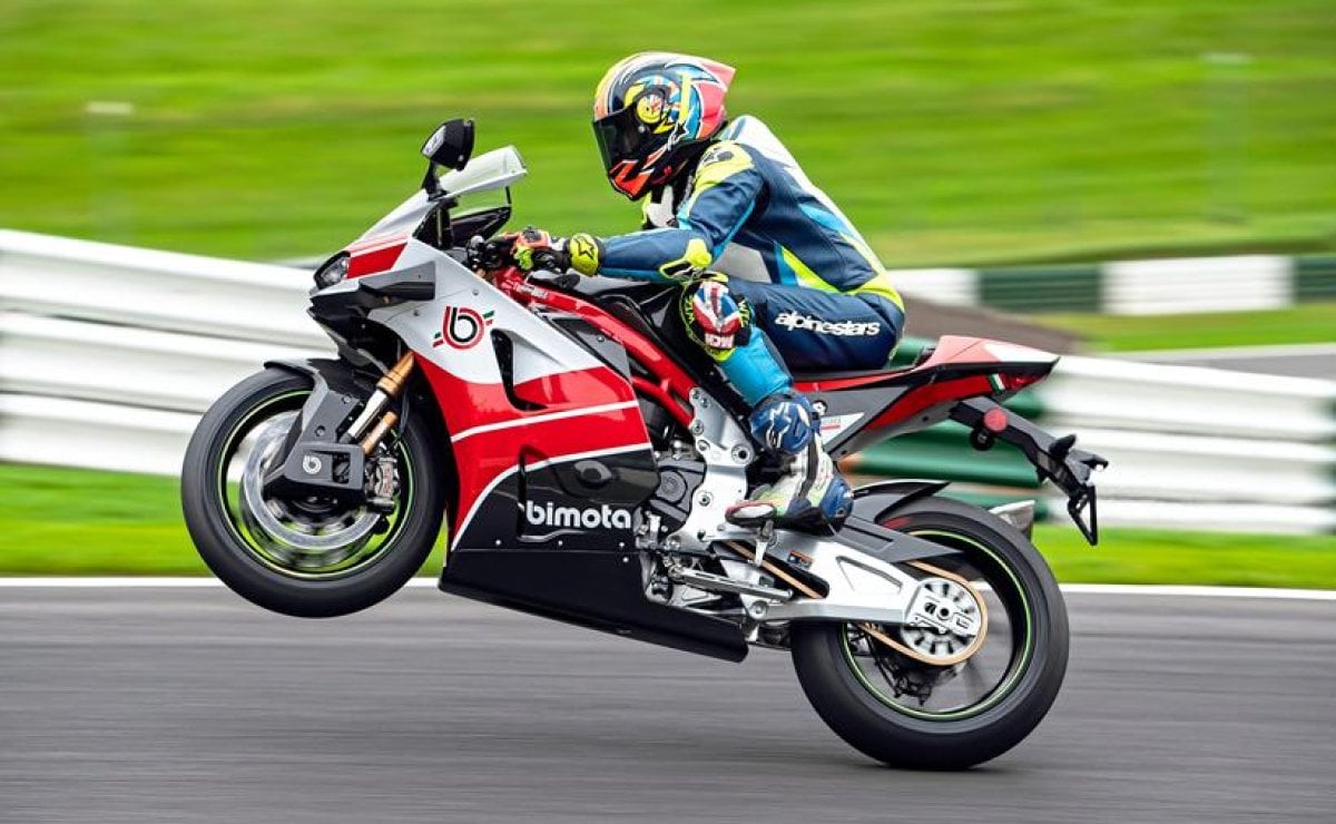 moto aerodinamica activa bimota4