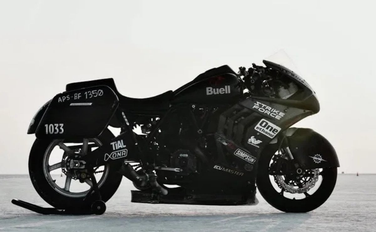 moto buell leviathan 400cv4