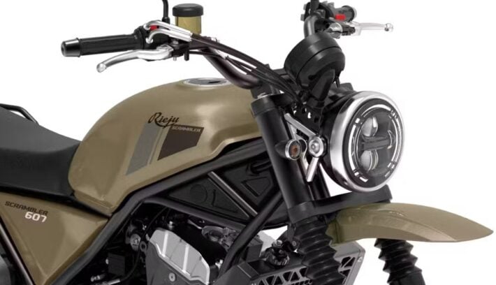 moto scrambler Rieju