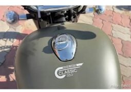 Royal Enfield Classic 350 Gorkha Edition