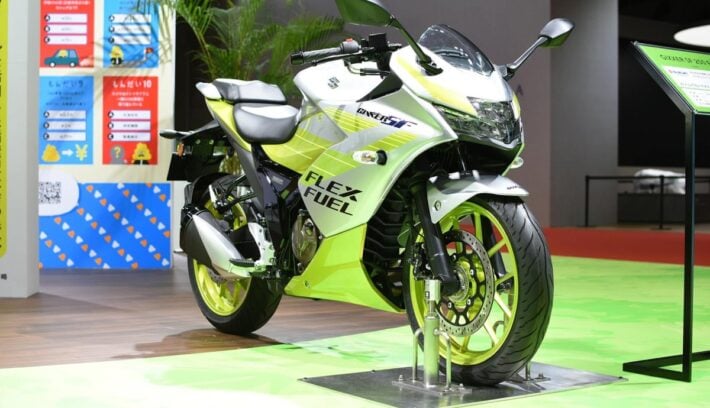 Suzuki GIxxer SF Flex Fuel