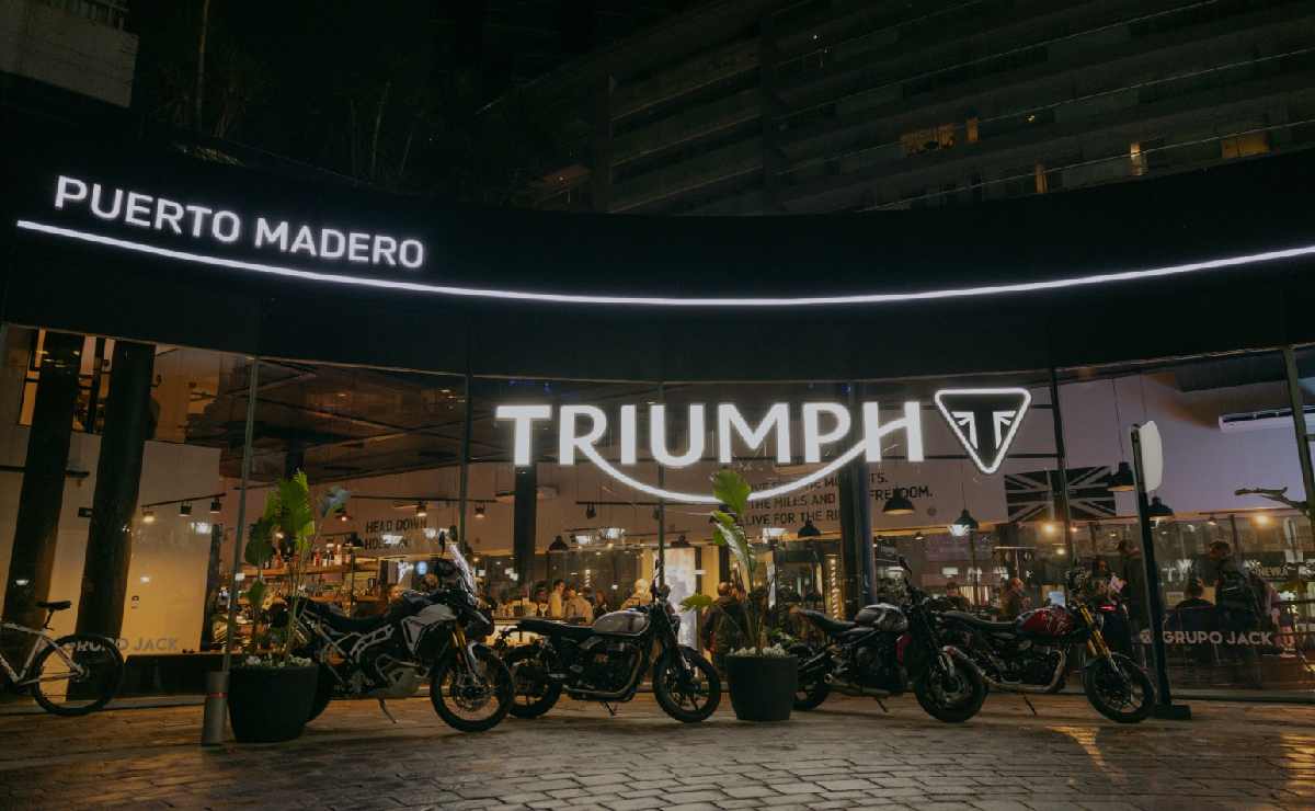 Triumph Madero