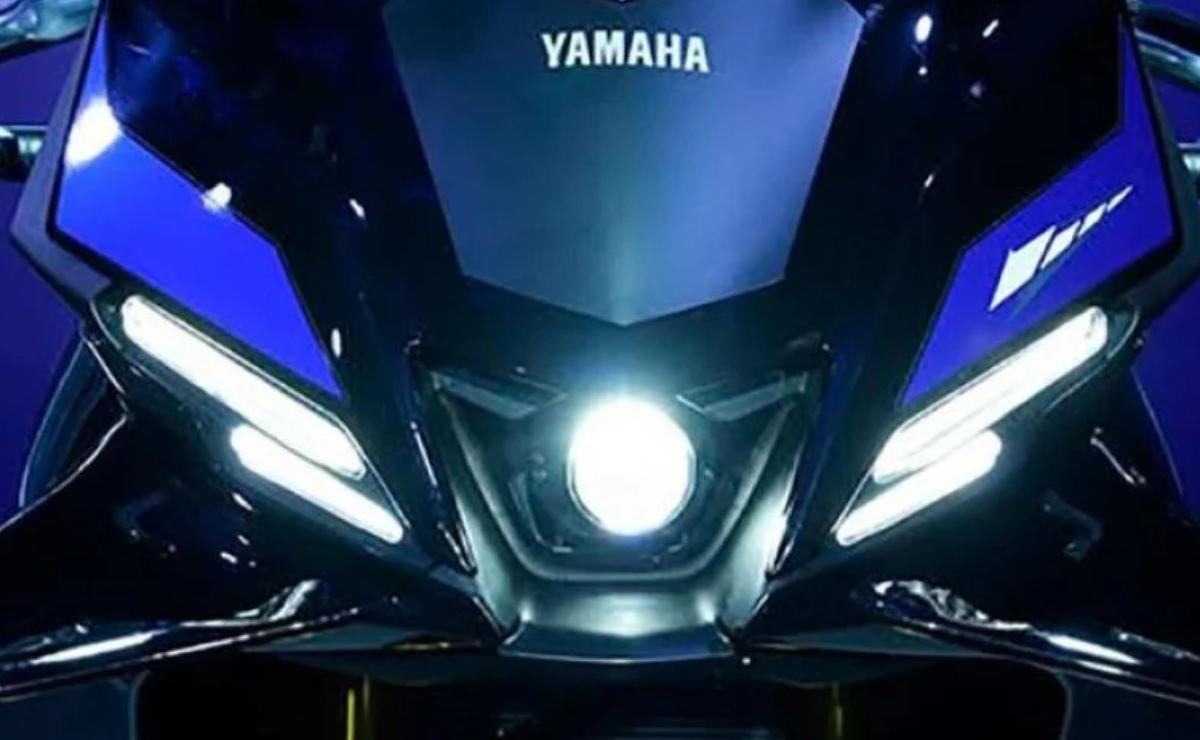 Yamaha R2