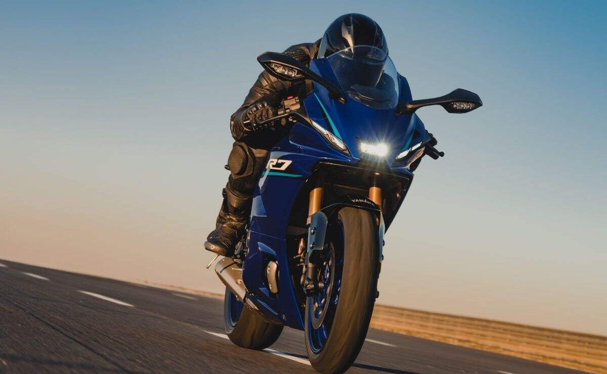 Yamaha R7 2027