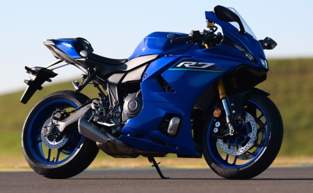 Yamaha R7 2027