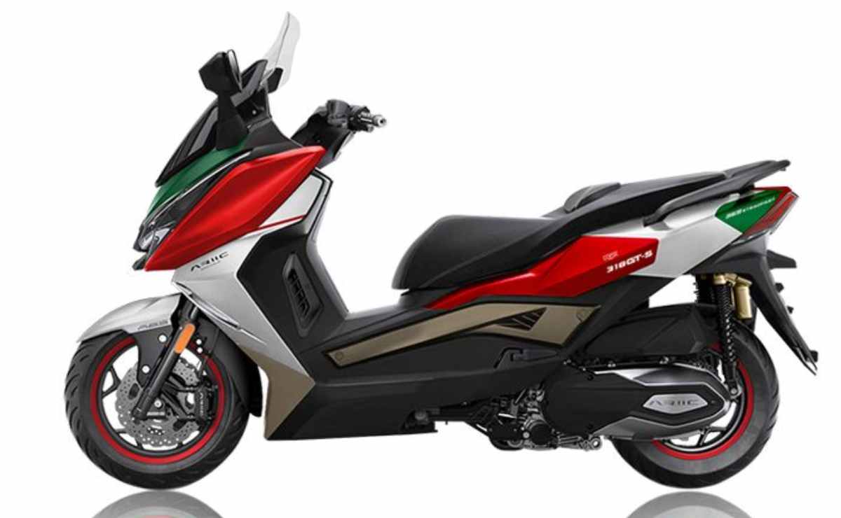 ARIIC 318GT S Esta marca china lanzó un modelo crossover de casi 400 cc que quiere ser el mejor del mercado