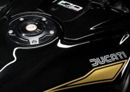 Ducati Streetfighter V4 S Collezione 100 2026: la Darmah vuelve con 214 caballos