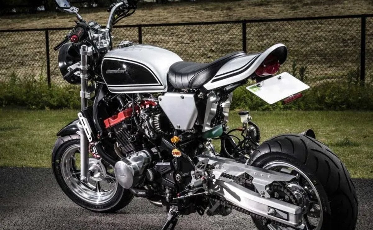 honda ape 502 Honda Ape 50 con motor Suzuki Bandit 250