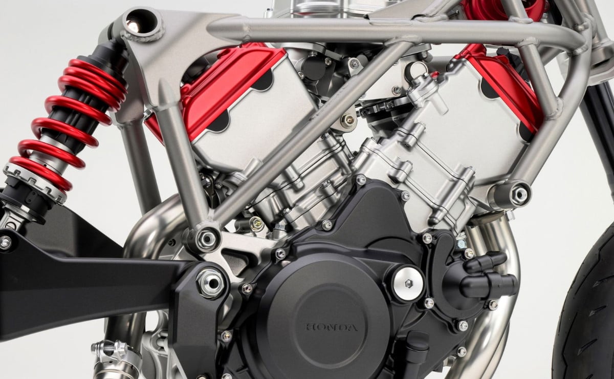 honda patenta un motor v3 de 900 cc con 1 1
