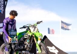 Kawasaki YPF Rod en el enduro del invierno