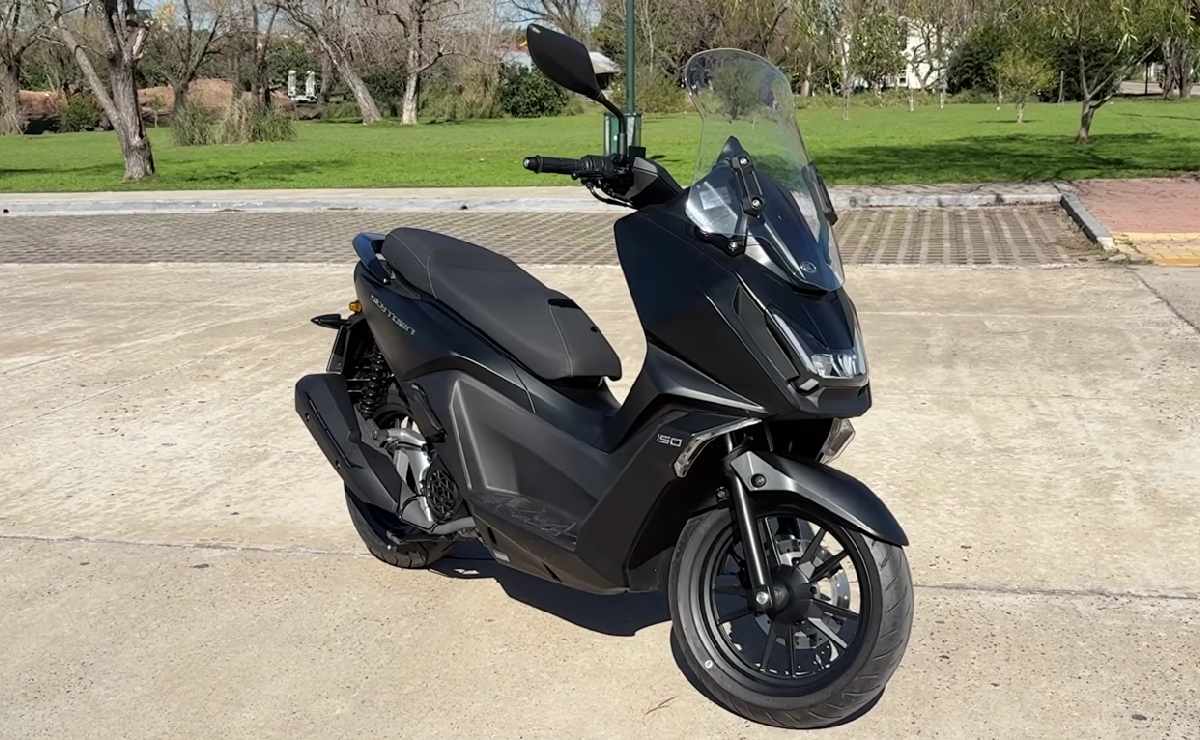 Kymco SkyTown 150 test ride