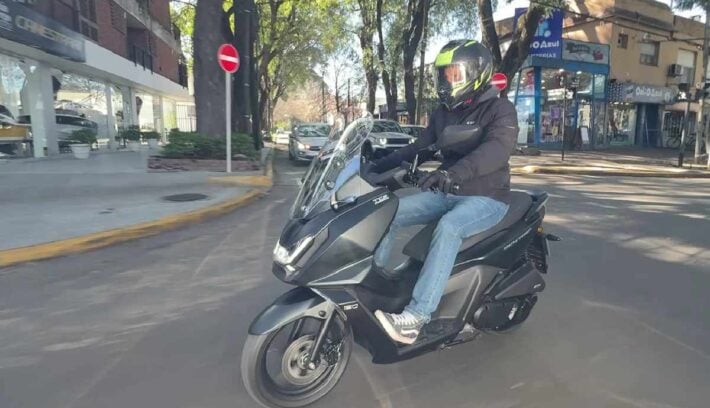 Kymco SkyTown 150 test ride