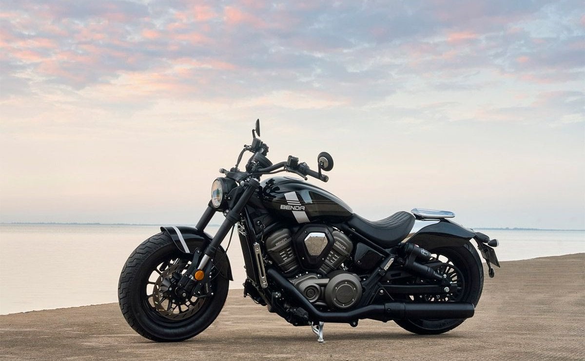 Ya tiene precio: esta moto de estilo bobber cuenta con suspensión neumática y embrague electrónico