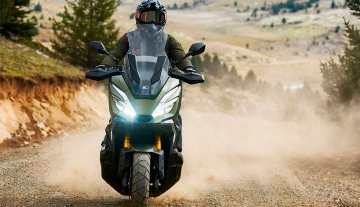 La nueva moto de corte adventure que desafía a Honda con 28 CV y mucho equipamiento