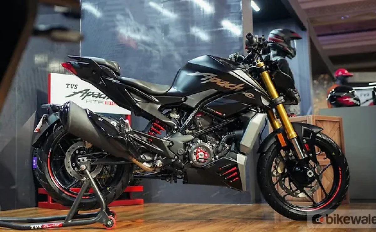 motos tvs apache diamond black edition2