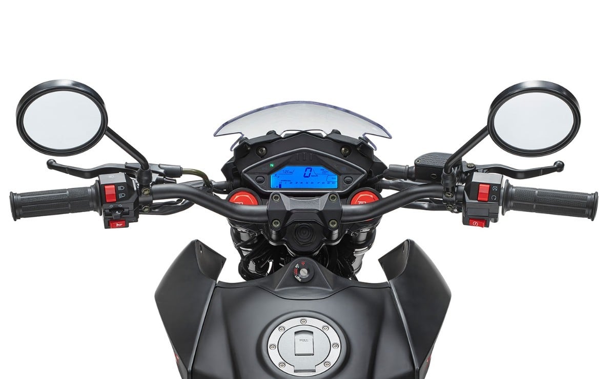 ¿Por qué una cadena de supermercados se mete en el mundo trail con una moto de 10 CV?