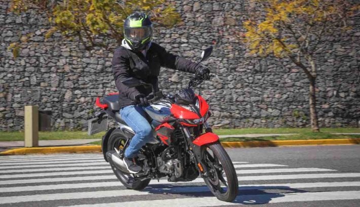 Hero Hunk 125 R Test Ride