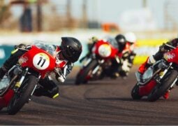 Royal Enfield Continental GT Cup 2026: debut del GT-R750 y dominio de Senthil Kumar en Kari