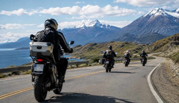 ¿Viajar en moto solo o acompañado? Los pros y contras que tenés que conocer