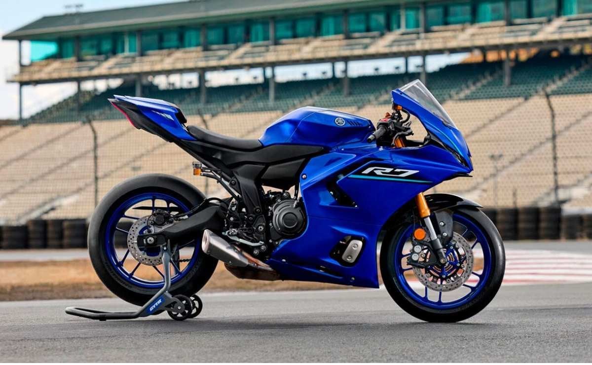 yamaha r71 Yamaha R7