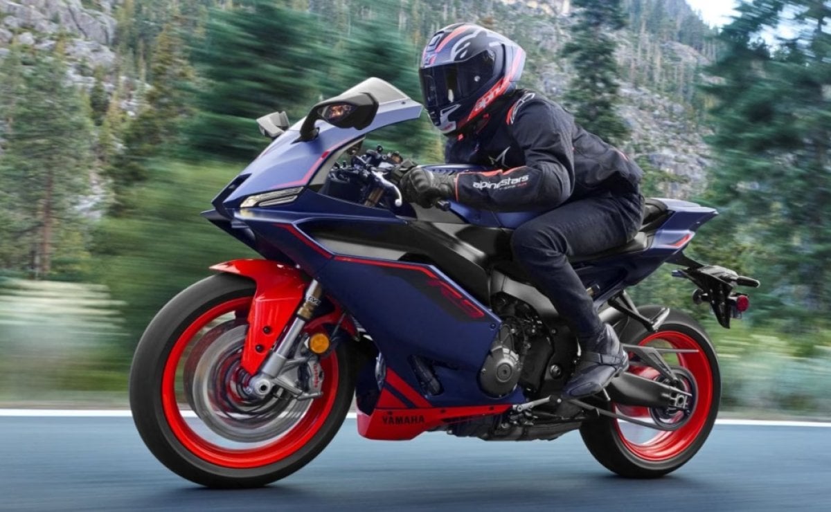 Yamaha R9 nuevos colores