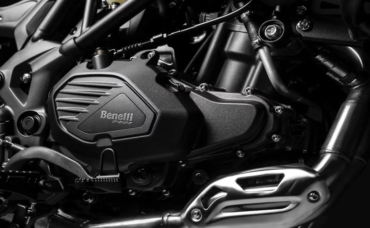 benelli trk 5522 Benelli TRK 552